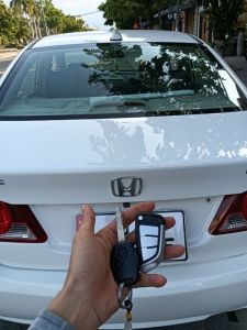 Làm chìa khóa Honda civic - Dịch vụ chìa khóa ô tô tận nơi - 0905839046